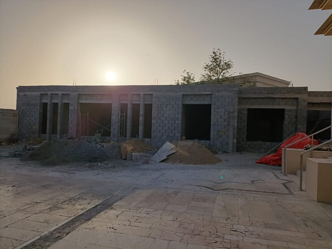 بناء مجلس خارجي مودرن بالحوش – تصميم أنيق يضيف قيمة وجمالًا للمنازل بالدمام